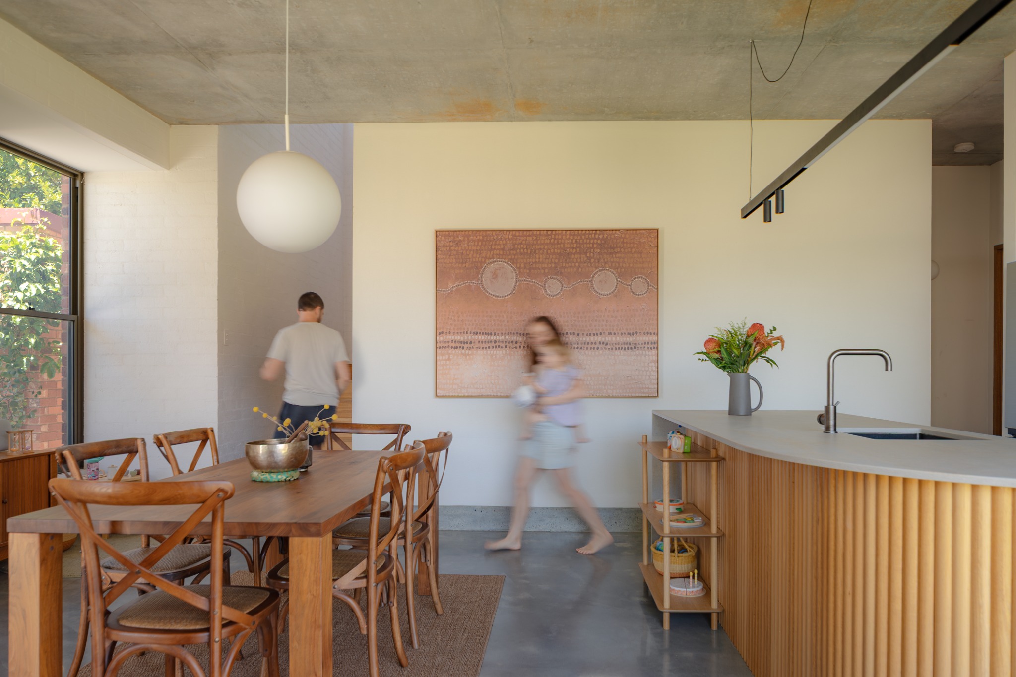 Lathlain House — Family dining