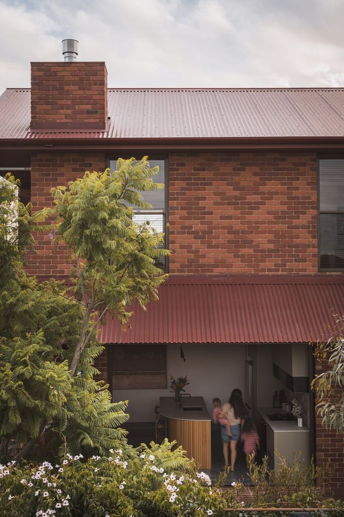 Lathlain House