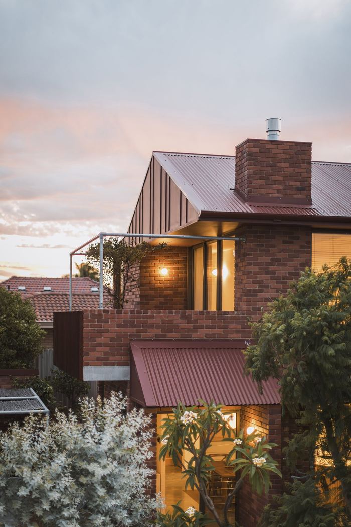 Lathlain House